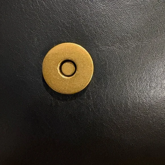 BUCKLE SHOULDER BAG - Picture 10 of 16